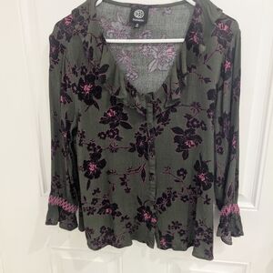 Bobeau Floral Ruffle Blouse - Black Pink Green Long Sleeves Ruffle Cuffs Medium